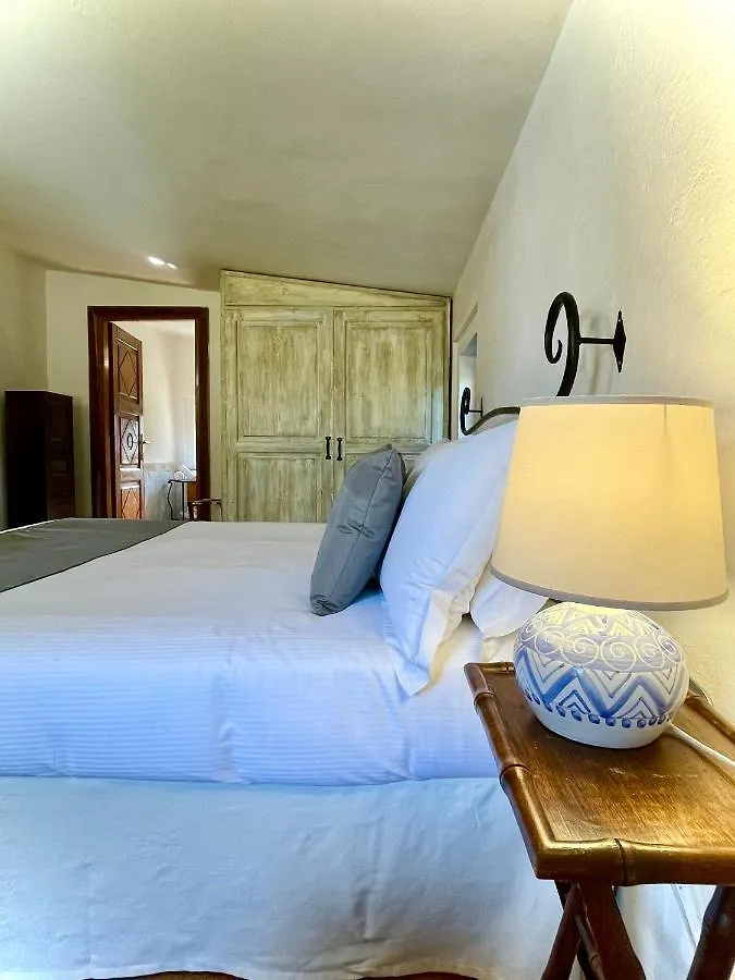 Punta D'Acu Country Resort أرتْساكينا