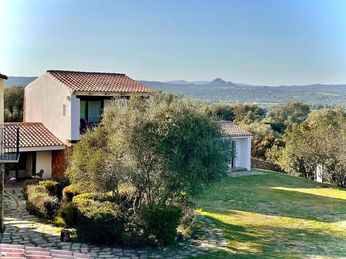 Punta D'Acu Country Resort Arzachena 0*,  Italia